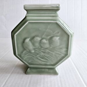 Vintage glazed porcelain celadon vase Chinese hexagon birds ducks